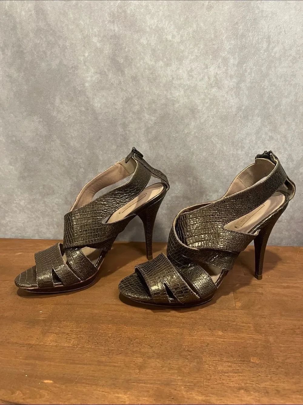 Massimo Dutti Metallic Bronze Strappy High Heel Sandals size 40 / 9
